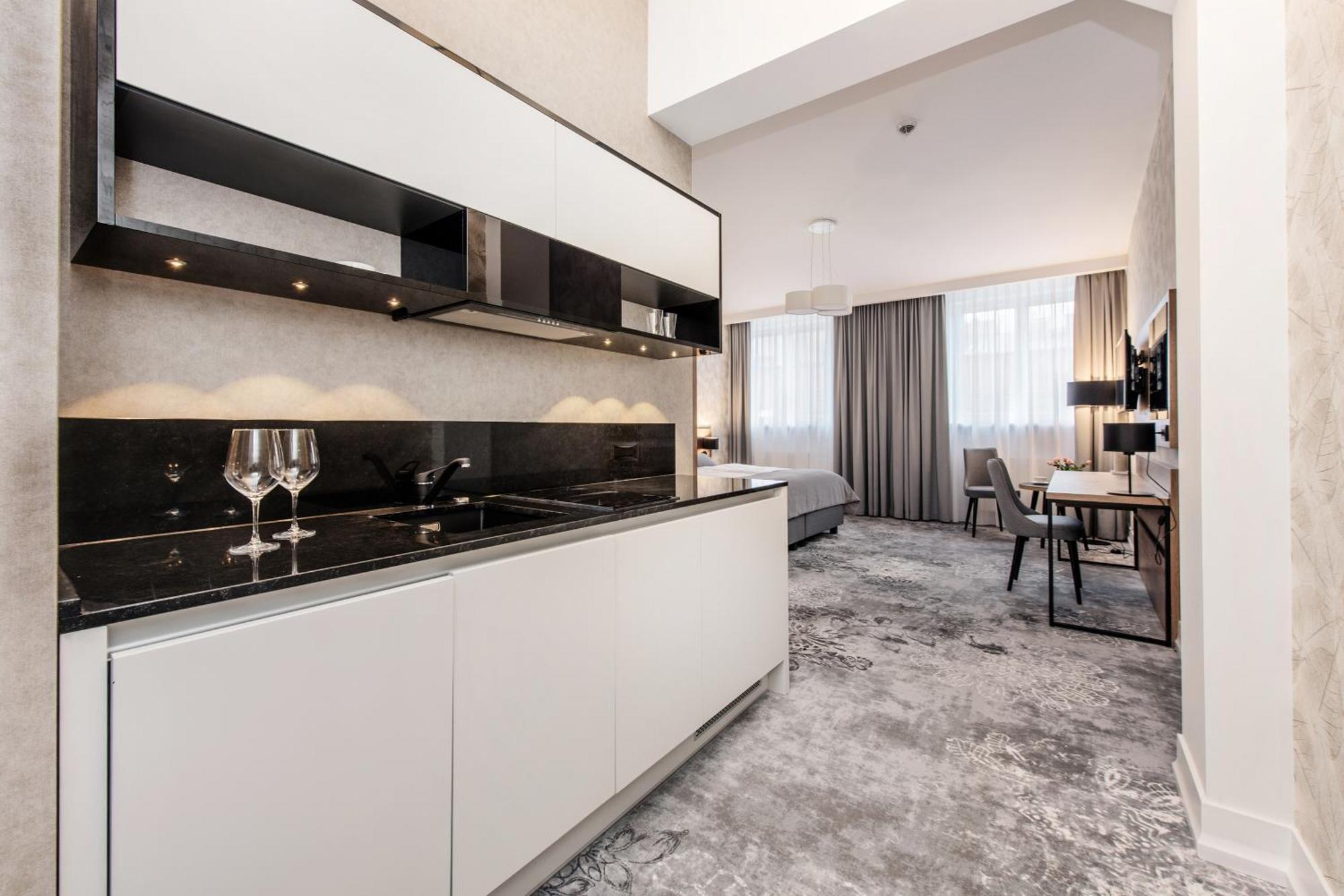 Vinfort Aparthotel Krakow Dış mekan fotoğraf