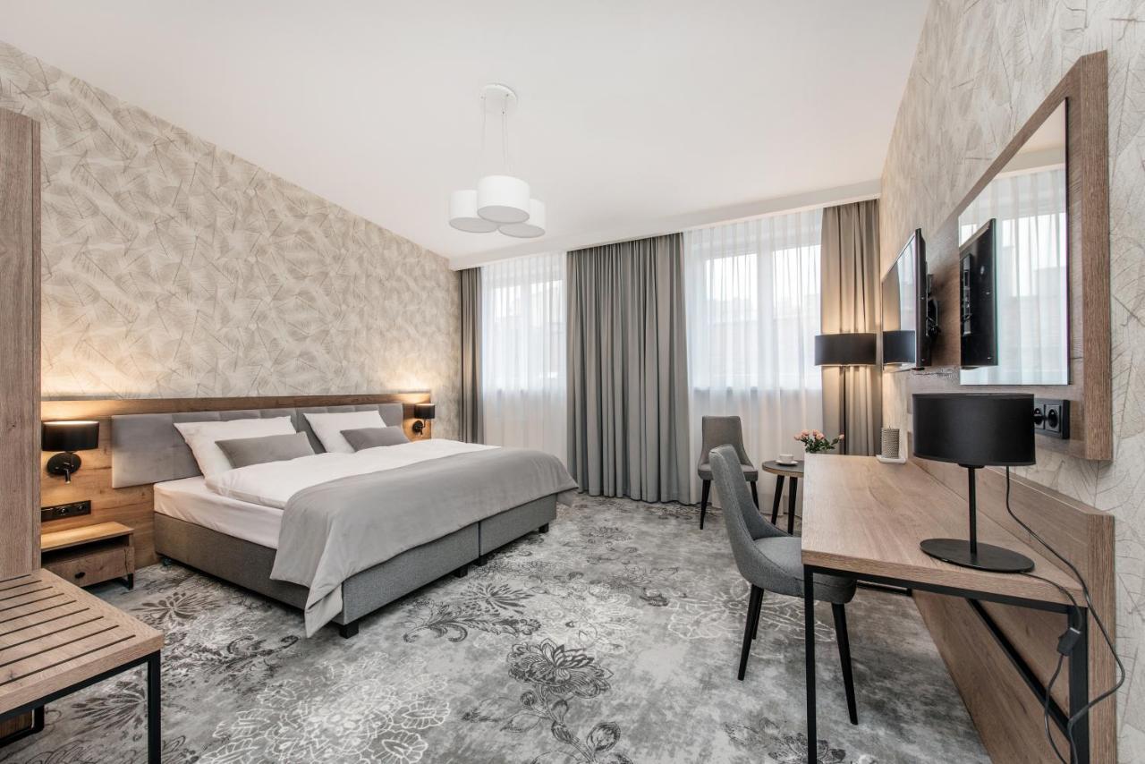 Vinfort Aparthotel Krakow Dış mekan fotoğraf