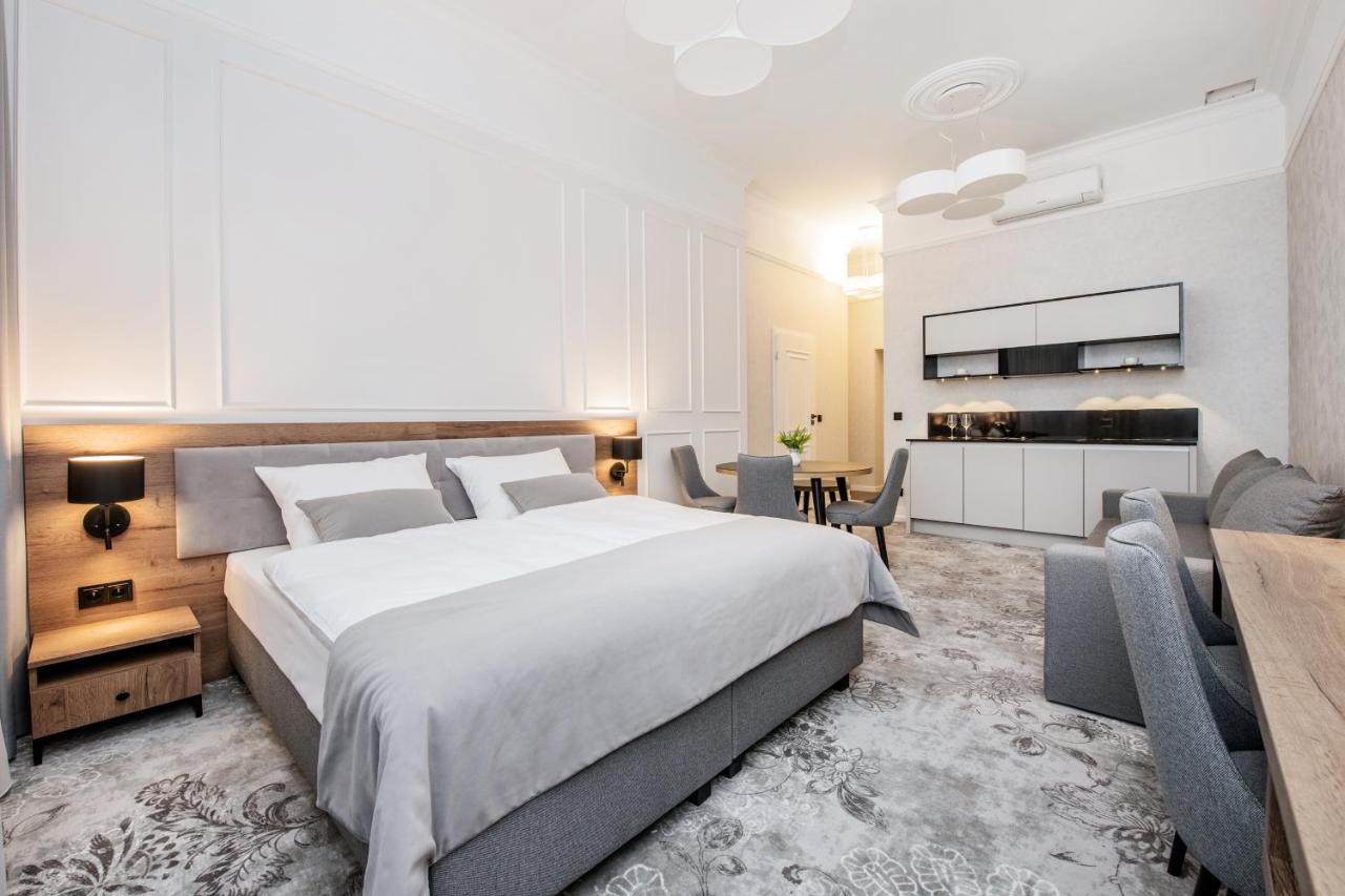 Vinfort Aparthotel Krakow Dış mekan fotoğraf