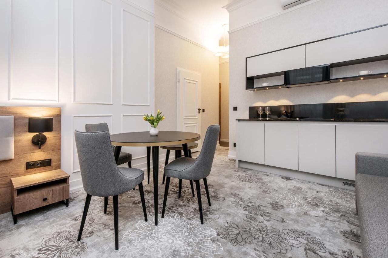 Vinfort Aparthotel Krakow Dış mekan fotoğraf